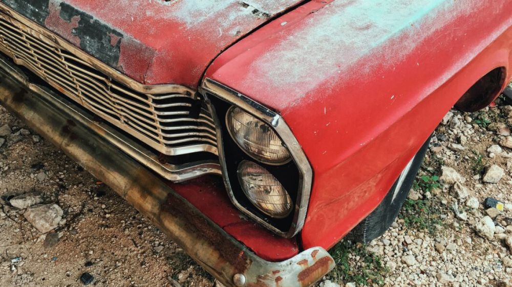 Ржавчина на порогах автомобиля: избавиться можно — потребуется 30 минут и 300 рублей Ржавчина на порогах автомобиля: избавиться можно — потребуется 30 минут и 300 рублей