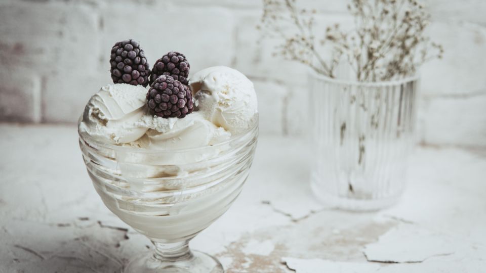 Рецепт домашнего пломбира за 5 минут: очень быстро и вкусно — без вредных добавок Рецепт домашнего пломбира за 5 минут: очень быстро и вкусно — без вредных добавок