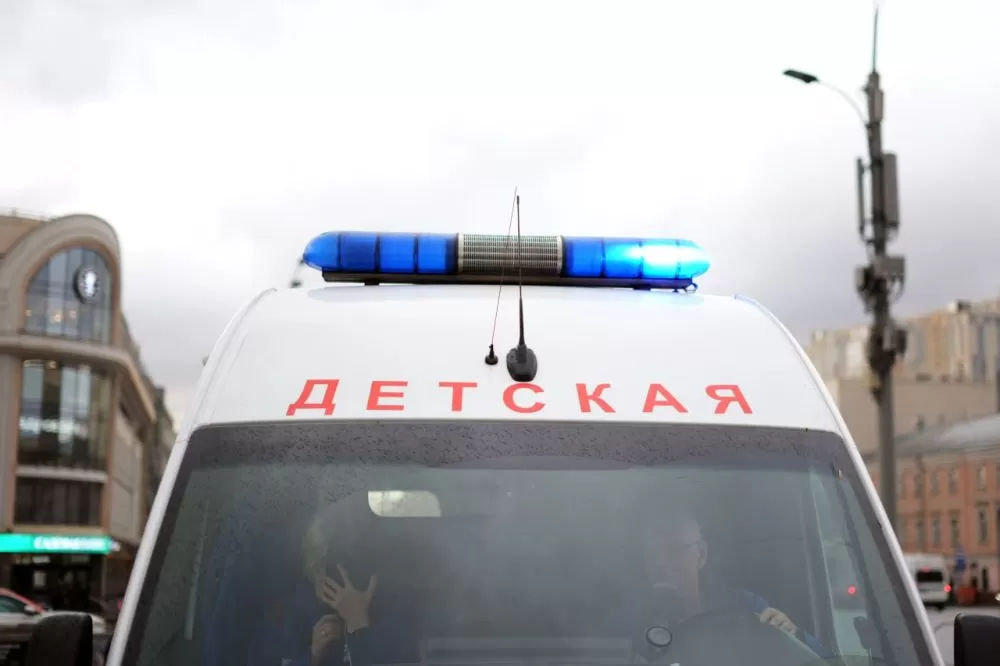 Двухлетний малыш выжил после падения с пятого этажа