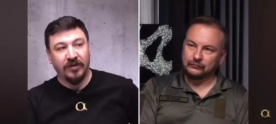 Алексей Васильев: Интересное видео, где противник рассуждает о наших дронах с автономным наведением, на основе ИИ. Об его угрозах и деталях взаимодействия роя