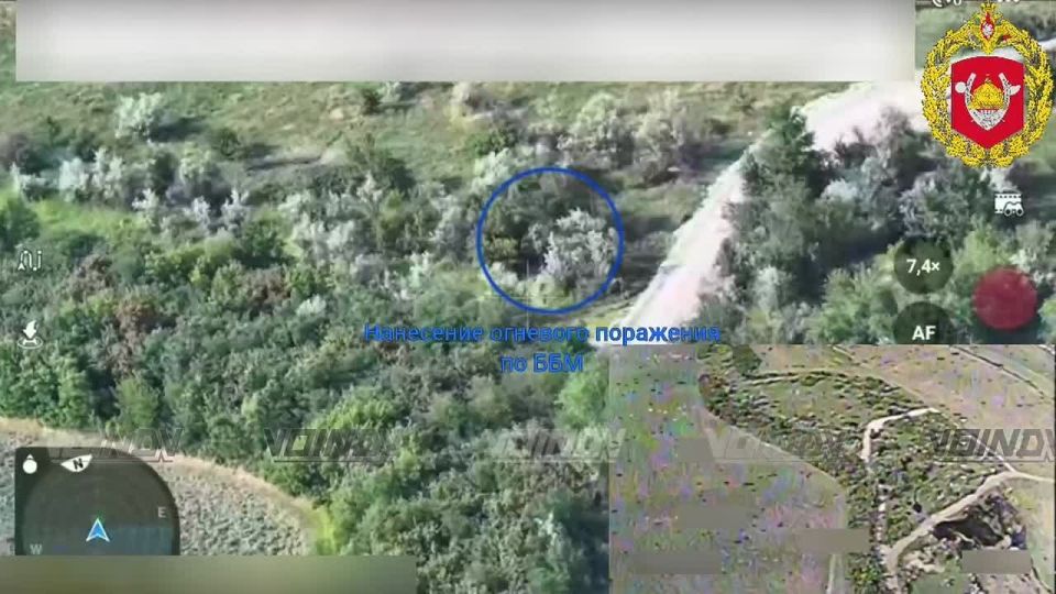 Операторы БпЛА 14 отдельной гвардейской бригады спецназа группировки "Восток" уничтожила 2 бронемашины противника на Шахтерском направлении