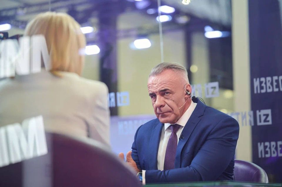 Ольга Любимова: Пообщалась с журналистами ведущих российских СМИ на полях ПМЭФ-2025