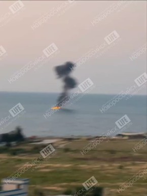 Два майора: В Новороссийске всю ночь шло отражение атаки безэкипажных катеров, сообщил глава города-героя