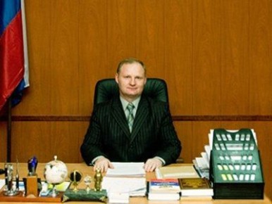 Следственный комитет запросил разрешение на возбуждение уголовного дела против судьи Альберта Тришкина — члена 2-го Западного окружного военного суда