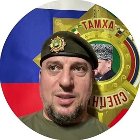Сергей Колясников: Как интересно. Закусившийся с Максом Дивничем в луганском бассейне примерный семьянин Алихан Берсаев из подразделения «Шторм V», назвавший ЛНР «луганд***ей - задержан аж в Краснодарском крае