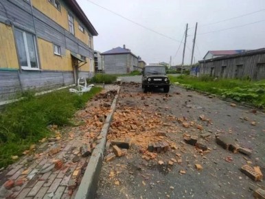  ,     