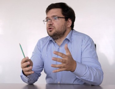 - VK       