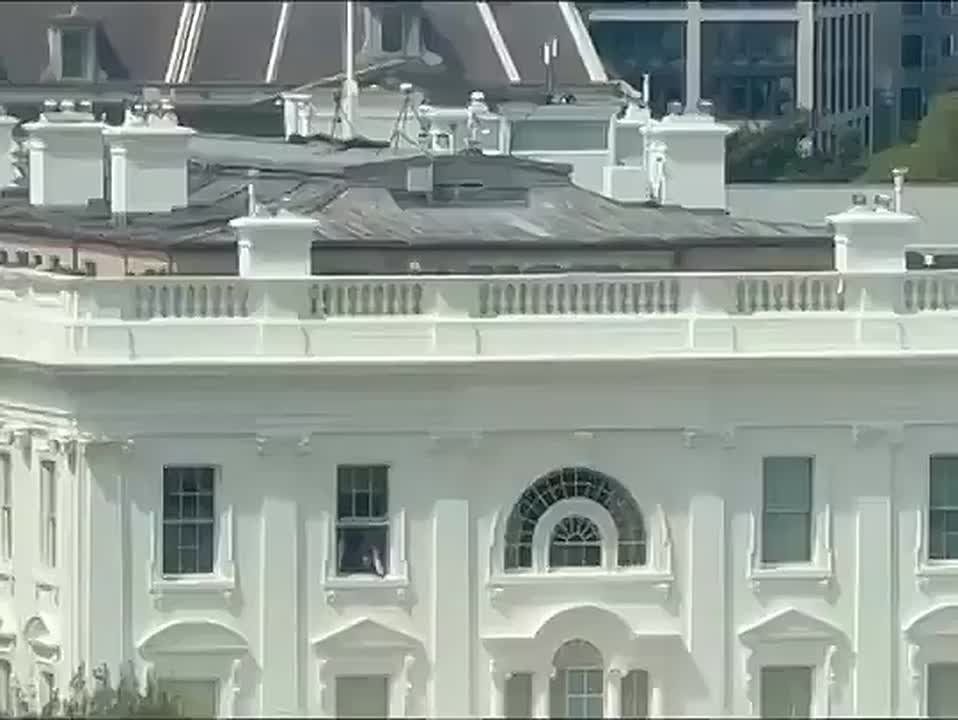  :     