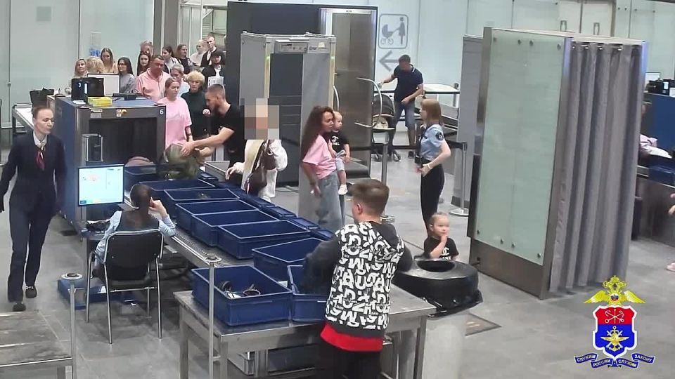 Сотрудниками транспортной полиции в аэропорту «Пулково» раскрыта кража часов