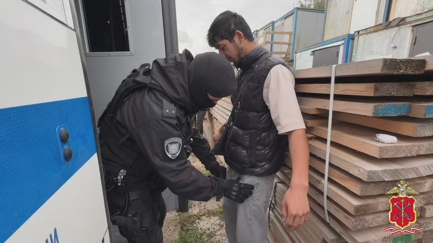Стройки на юго-западе Петербурга подверглись полицейской проверке