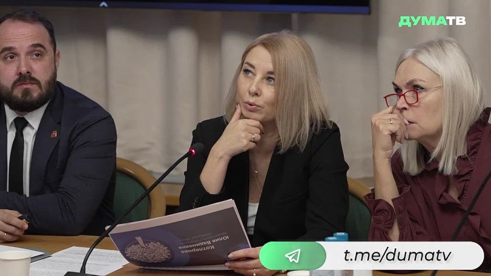 Более 63 % школьников, окончивших 9 классы в Липецкой области в 2025 году, поступили в учреждения СПО, сообщила на заседании Комитета Госдумы по просвещению замгубернатора региона Юлия Котлярова