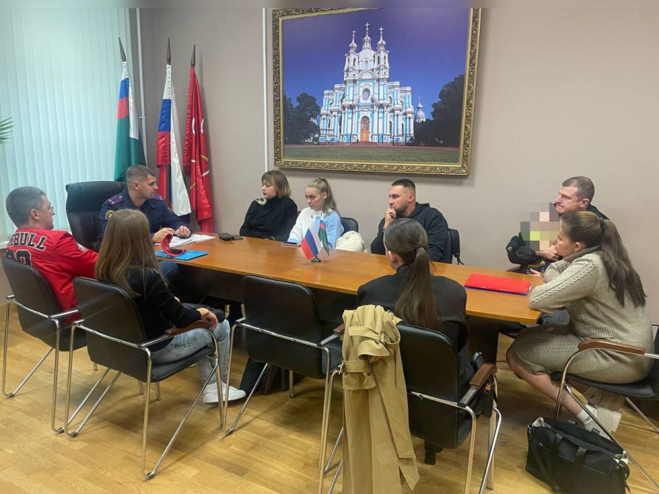 В Центральном районе Санкт-Петербурга проведен прием потерпевших по уголовному делу о мошенничестве при строительстве загородных домов