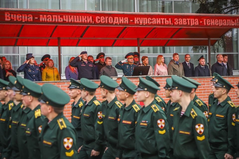 В Военной академии Росгвардии прошли торжества по случаю годовщины образования вуза