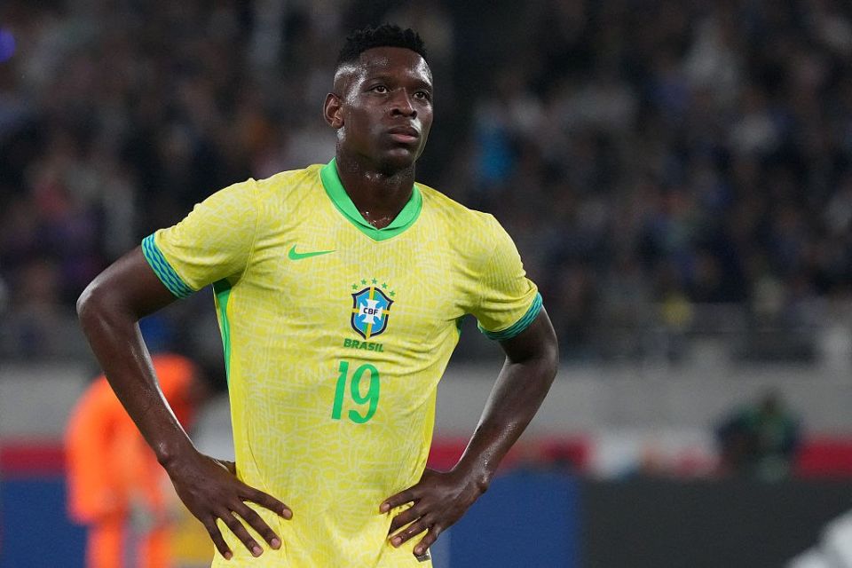         2:0,   