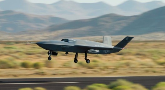  :    The International Institute for Strategic Studies (IISS) ,      ,      