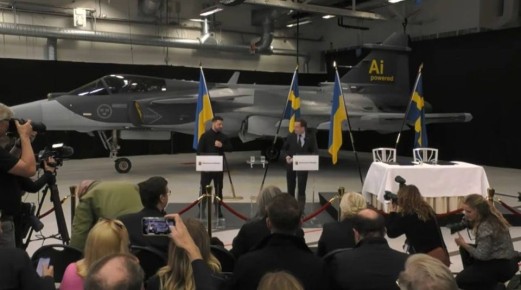  :            100-150   JAS 39 Gripen E