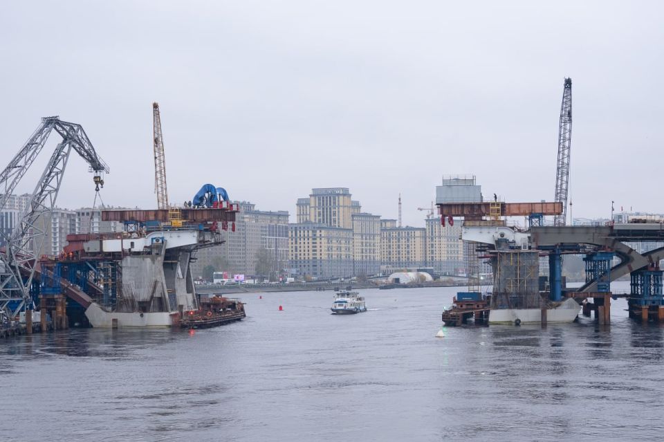 Посмотрите, как строится Большой Смоленский мост Посмотрите, как строится Большой Смоленский мост