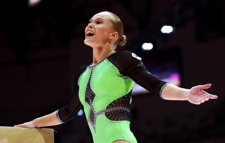 Три медали за два дня — триумф Ангелины Мельниковой на чемпионате мира в Индонезии