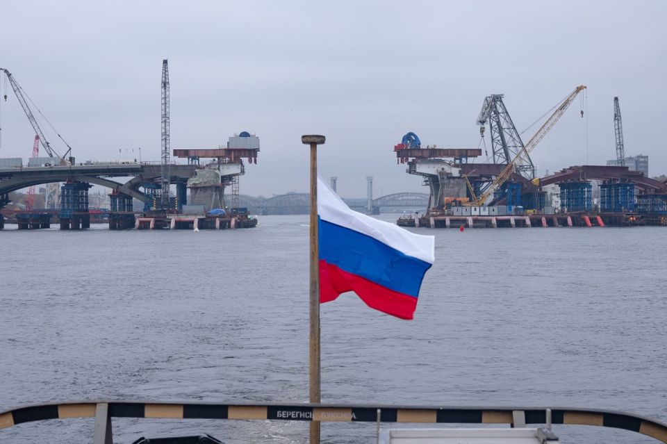 Посмотрите, как строится Большой Смоленский мост Посмотрите, как строится Большой Смоленский мост