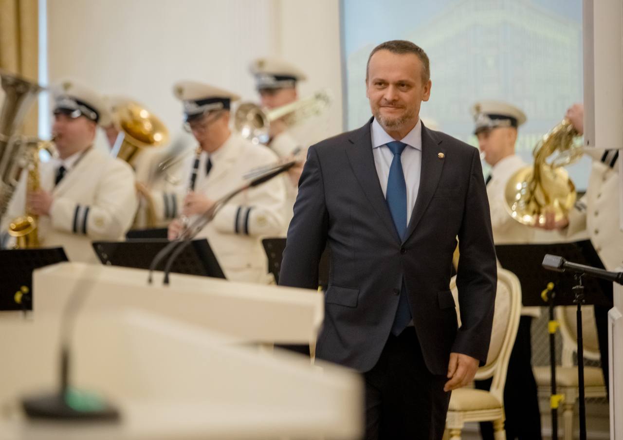 Профессионализм, ответственность и любовь к транспортной отрасли