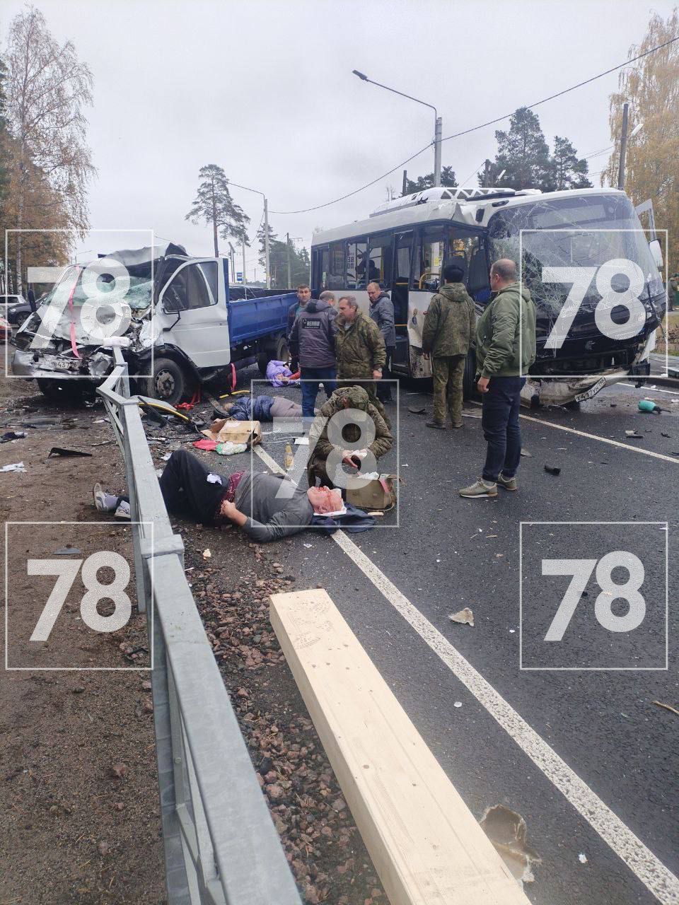 Одна из женщин, пострадавших в жёсткой аварии в Ломоносовском районе, скончалась в реанимации, сообщает источник Одна из женщин, пострадавших в жёсткой аварии в Ломоносовском районе, скончалась в реанимации, сообщает источник