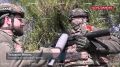 Побросали сало и жареную картошку — всушники не успели доесть свое лакомство, когда наши бойцы неожиданно зашли в Павловку, рассказал "Звезде" штурмовик с позывным Губер.