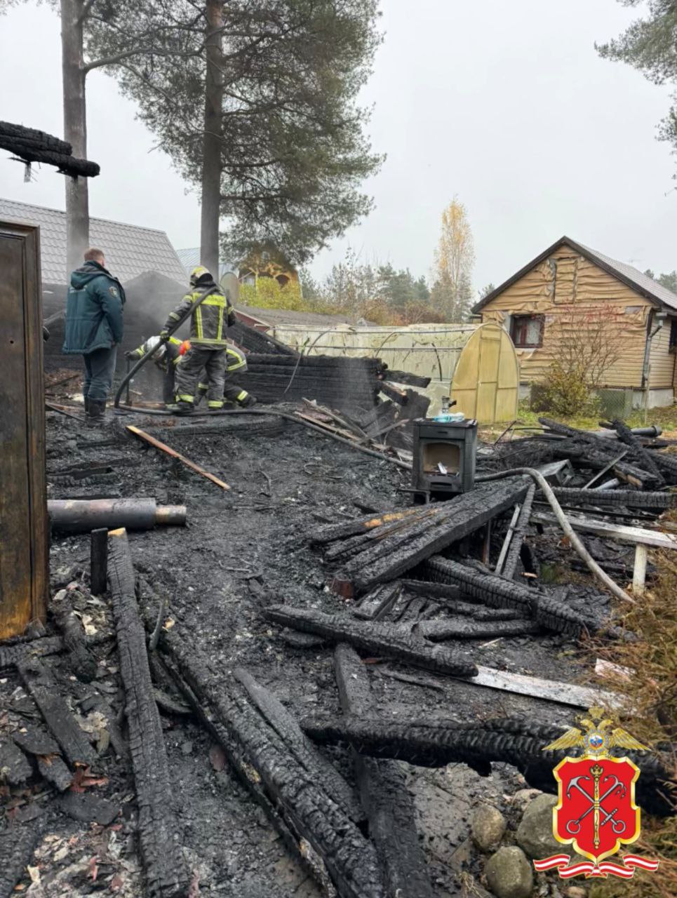 Безработный мужчина сжег дом своей бабушки во Всеволожском районе Безработный мужчина сжег дом своей бабушки во Всеволожском районе