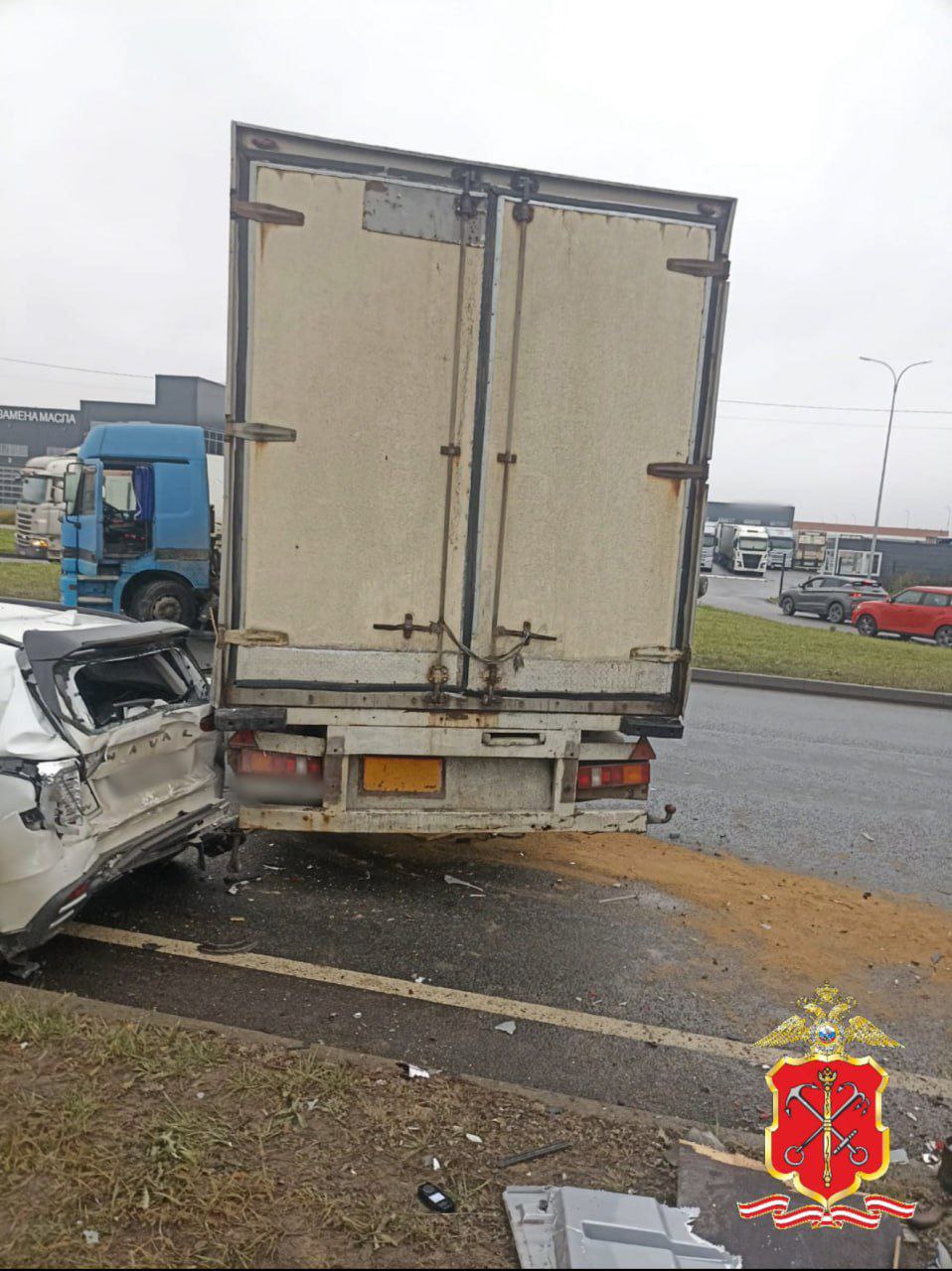 На Софийской улице утреннее ДТП парализовало движение На Софийской улице утреннее ДТП парализовало движение