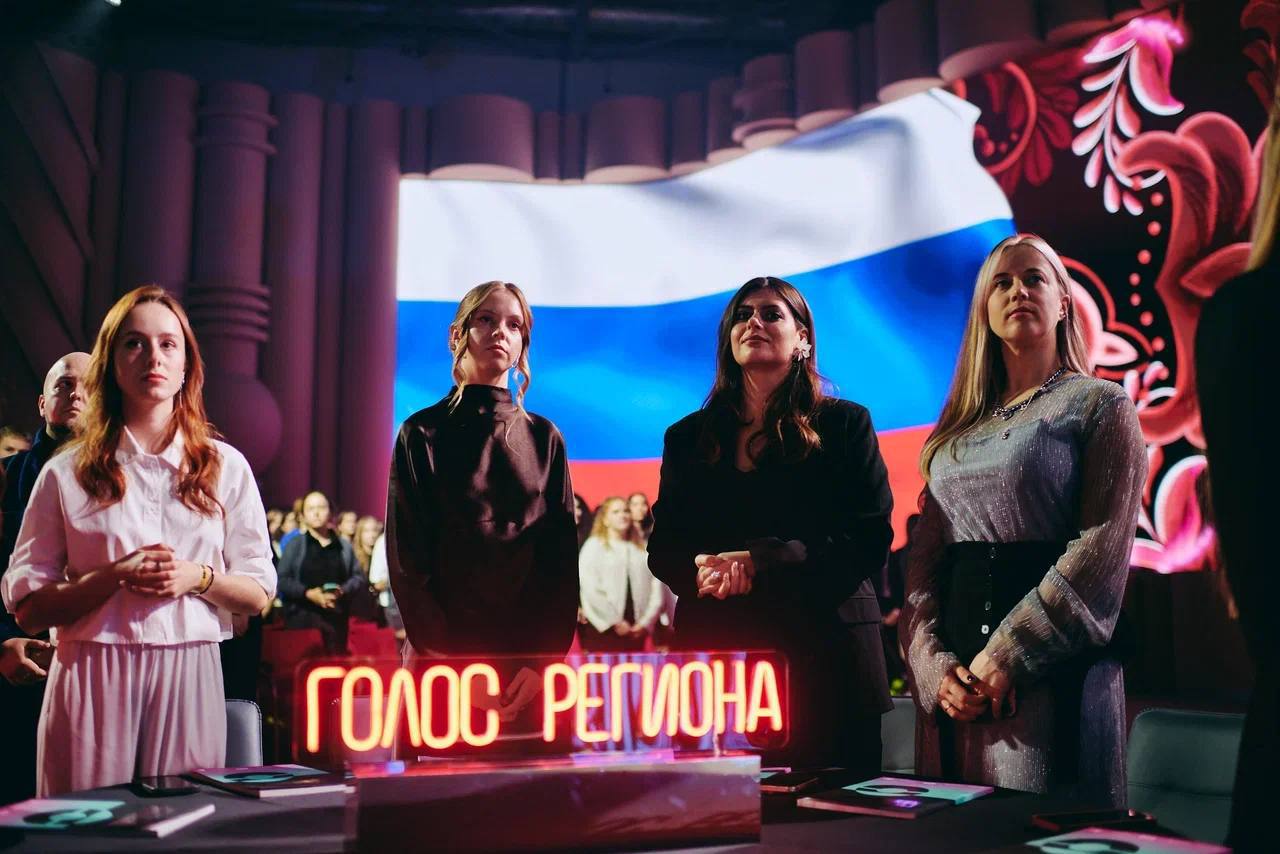 Александр Коц: Всероссийская молодёжная премия в сфере медиа и журналистики «ШУМу» объявила результаты сезона и вручила награды победителям 12 номинаций.  Александр Коц: Всероссийская молодёжная премия в сфере медиа и журналистики «ШУМу» объявила результаты сезона и вручила награды победителям 12 номинаций.