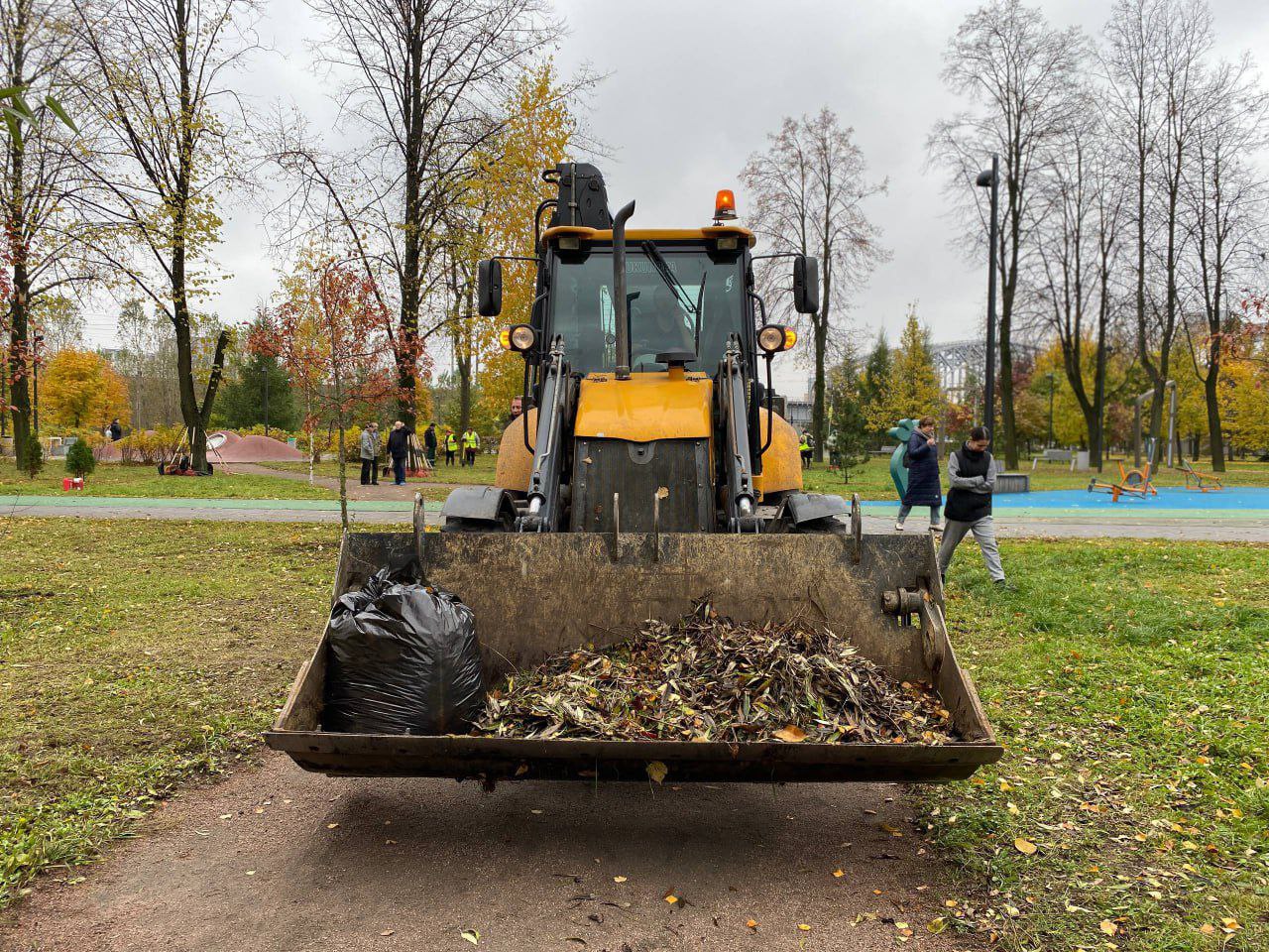 В Петербурге прошел общегородской День благоустройства В Петербурге прошел общегородской День благоустройства
