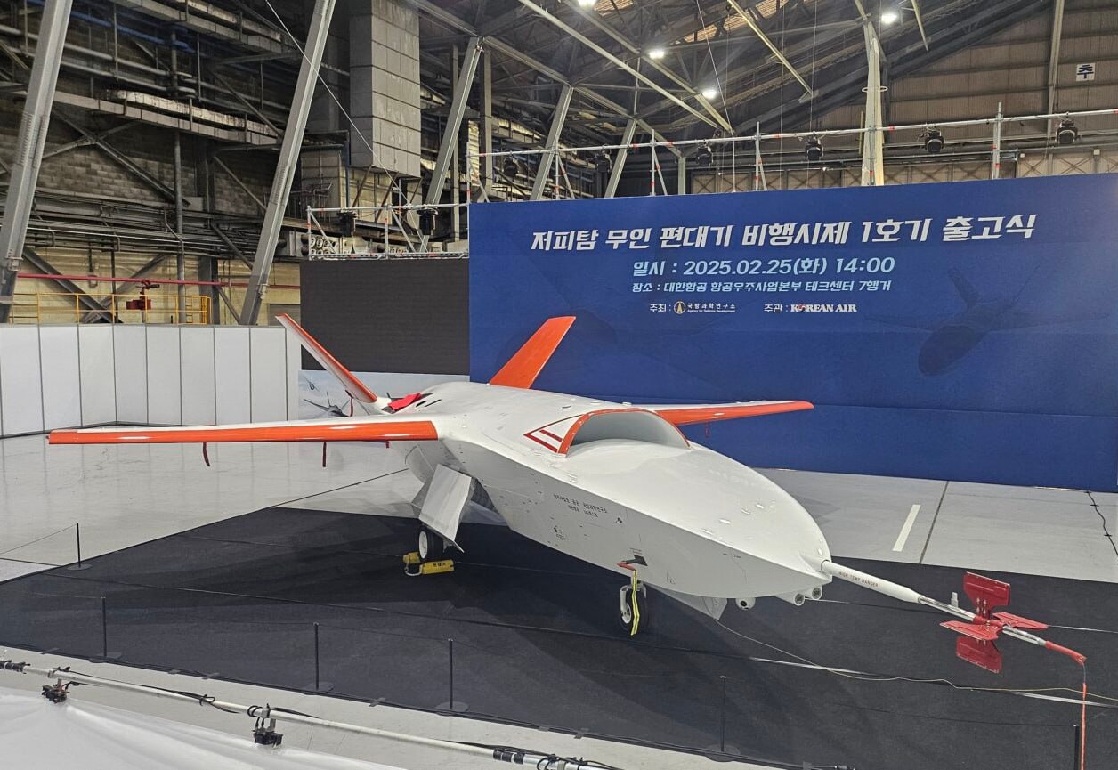 Компания Hanwha Aerospace представила на Сеульской международной выставке аэрокосмической и оборонной техники ADEX 2025 три новых авиационных двигателя, которые разрабатываются для применения на перспективных беспилотных и... Компания Hanwha Aerospace представила на Сеульской международной выставке аэрокосмической и оборонной техники ADEX 2025 три новых авиационных двигателя, которые разрабатываются для применения на перспективных беспилотных и...