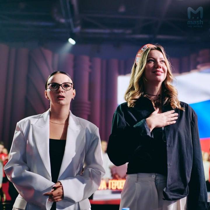 Главред Mash на Мойке Александр Русских вошёл в число экспертов Всероссийской молодёжной премии в сфере медиа и журналистики "ШУМ", которая совсем недавно состоялась в Москве, — он помогал выбирать лучших молодых спецов Главред Mash на Мойке Александр Русских вошёл в число экспертов Всероссийской молодёжной премии в сфере медиа и журналистики "ШУМ", которая совсем недавно состоялась в Москве, — он помогал выбирать лучших молодых спецов