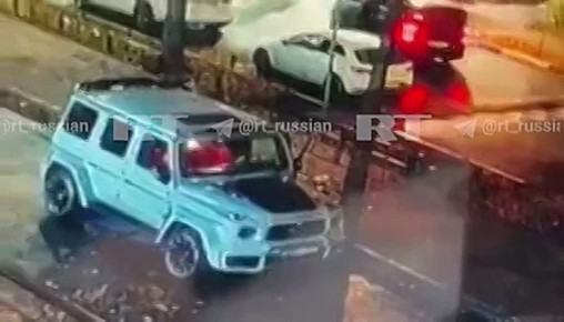 18-летний житель Кудрово Степан — организатор нападения на футболиста Андрея Мостового и зятя одного из депутатов ГД, уточнил источник RT