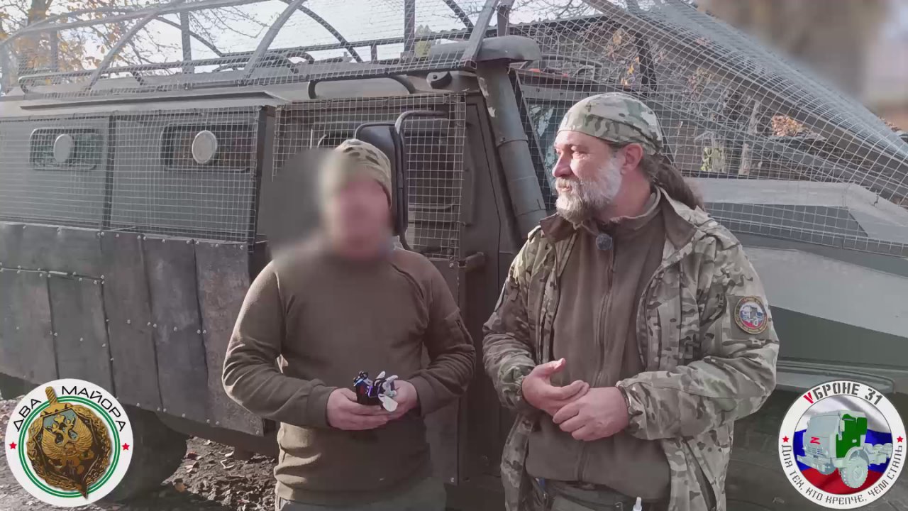 Два майора: Фронтовая броня. Продолжаем дооснащать и бронемашины под современные условия боя! Завершены работы по дооборудованию ББМ "Тигр" для Отдельной 116-й бригады особого назначения Росгвардии! Каждый боевой экипаж...