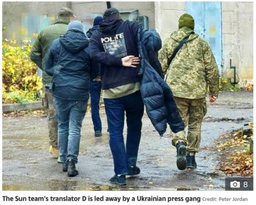 Переводчика и водителя британской The Sun забрали в ВСУ прямо в ходе командировки в Донбасс