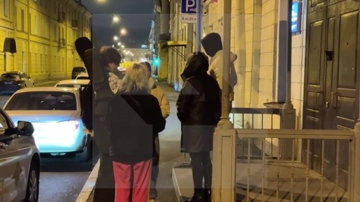   &quot;&quot;,      ,    