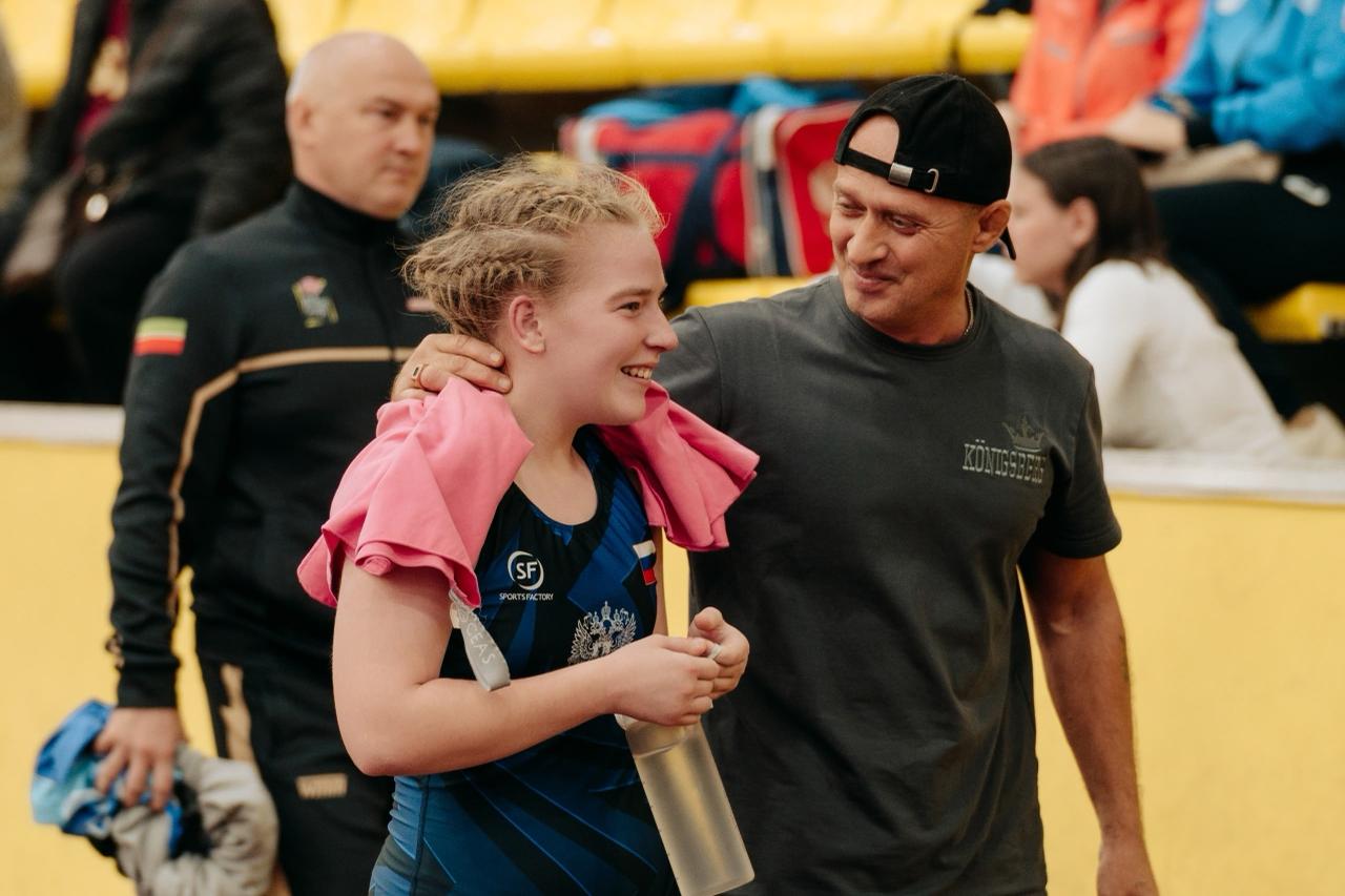 Тихвинская спортсменка завоевала бронзу на Всероссийских соревнованиях по вольной борьбе Тихвинская спортсменка завоевала бронзу на Всероссийских соревнованиях по вольной борьбе