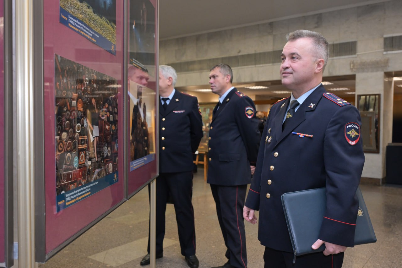 В МВД России открылась выставка лауреатов фотоконкурса «Открытый взгляд» и участников фотопроекта «Один день полиции России»