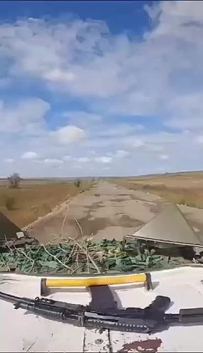 Два майора: Аид показывает радость на земле, когда наши в небе