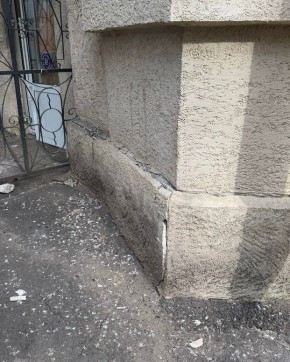 Прокуратура потребовала устранить нарушения в доме, где расположена «Камчатка»