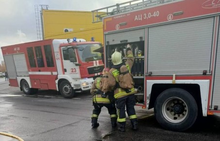 300 человек эвакуировали из гипермаркета «Окей» на Богатырском проспекте