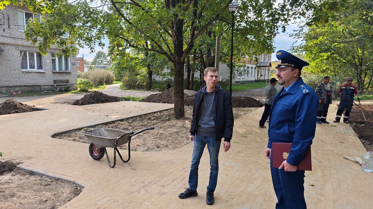 Сотрудники ФСБ задержали Кингисеппского городского прокурора Стрельникова