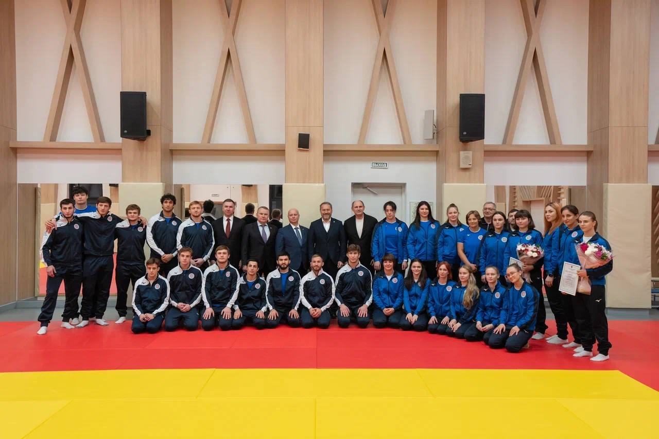 Посетил спортшколу олимпийского резерва по дзюдо имени Анатолия Рахлина — место, где растут чемпионы и продолжаются традиции петербургского спорта