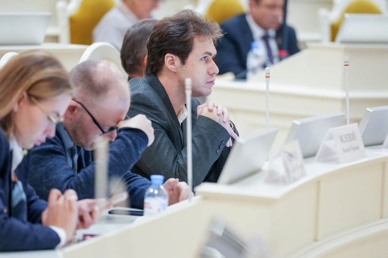 В Мариинском дворце начали работу сессии III Всероссийского форума Всемирного Русского Народного Собора «Будущее России: молодёжь за веру, традиции и созидание» В Мариинском дворце начали работу сессии III Всероссийского форума Всемирного Русского Народного Собора «Будущее России: молодёжь за веру, традиции и созидание»