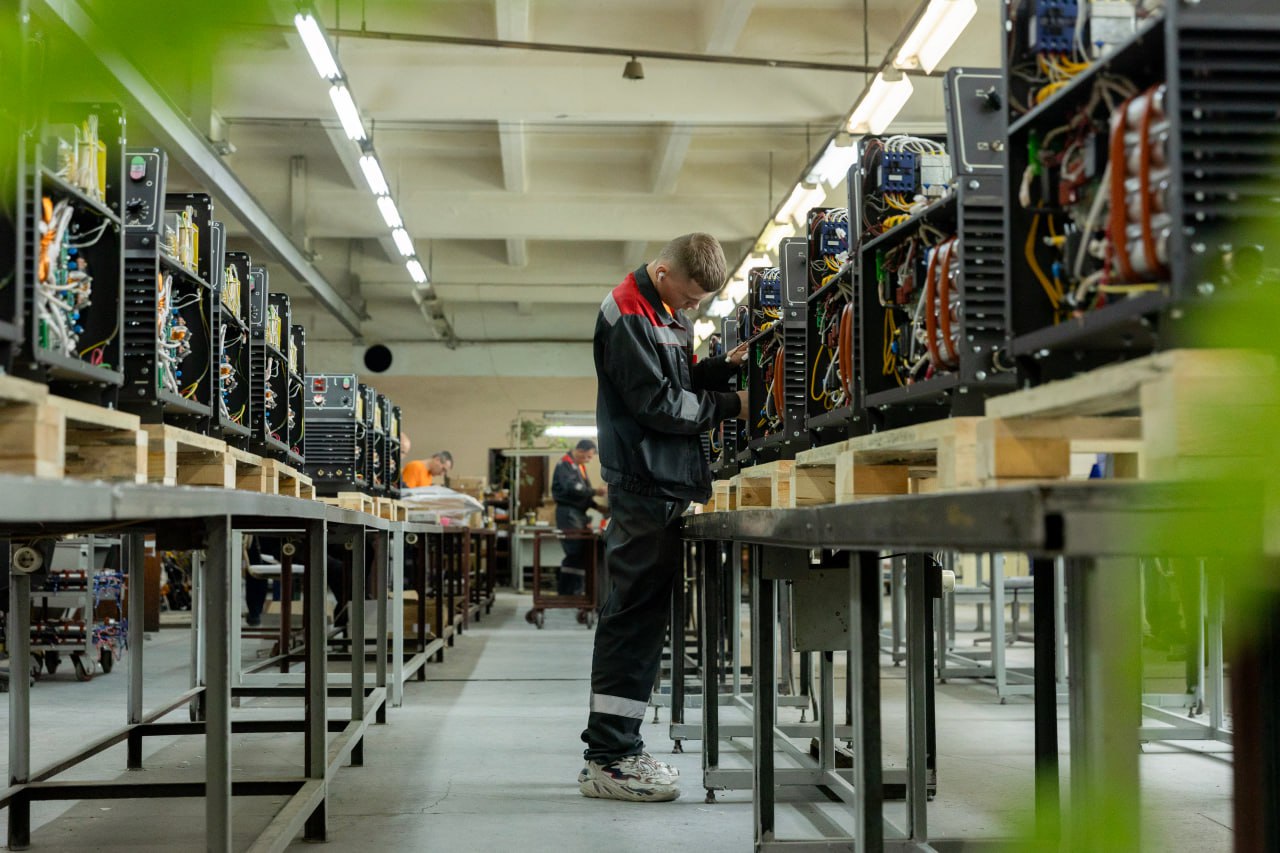 Сергей Аксёнов: Промышленный потенциал Крыма представлен в Санкт-Петербурге на выставке-форуме «Российский промышленник» Сергей Аксёнов: Промышленный потенциал Крыма представлен в Санкт-Петербурге на выставке-форуме «Российский промышленник»