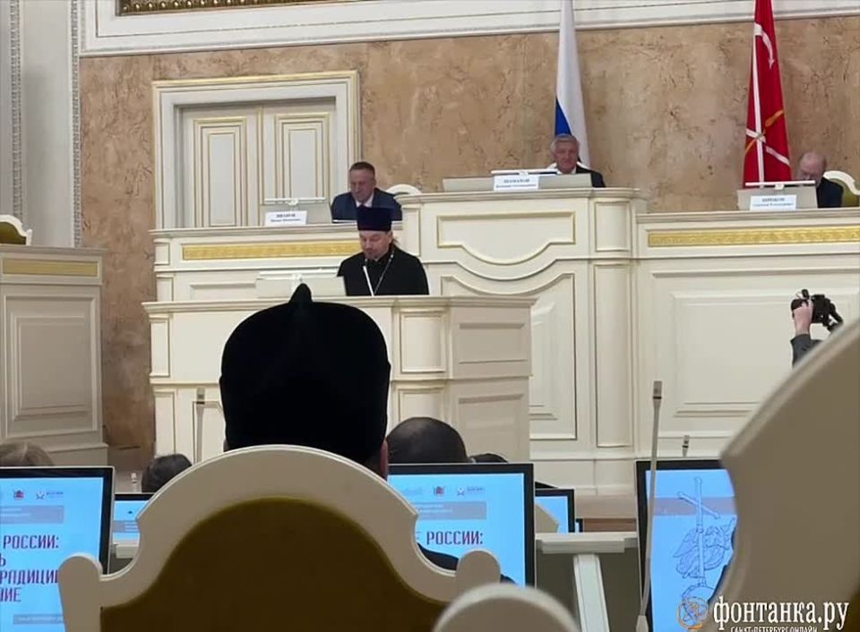 В РПЦ считают, что ЭКО — это неверный путь для решения вопроса демографии, заявил на заседании форума Всемирного русского народного союза священник Василий Лосев