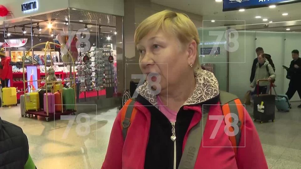 Дети, застрявшие на Филиппинах, вернулись в Петербург вместе с бабушкой Татьяна вместе с тремя детьми час назад приземлились в Пулково. удалось пообщаться с семьей, которые поделились дальнейшими планами на жизнь