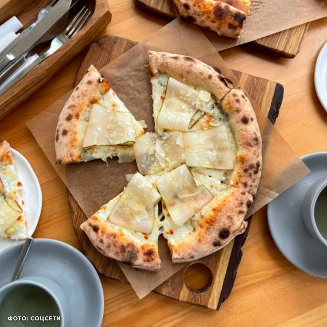 Угроза выкидыша случилась у девушки после ужина в итальянском ресторане «Мона» в Петербурге, а её подружка потеряла сознание дома из-за сильного отравления Угроза выкидыша случилась у девушки после ужина в итальянском ресторане «Мона» в Петербурге, а её подружка потеряла сознание дома из-за сильного отравления