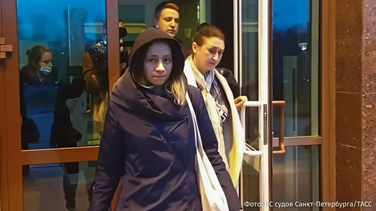 Вдова убитого в 2020 году рэпера Энди Картрайта (Александра Юшко), Марина Кохал, выступила в суде с последним словом и заявила, что все её действия были направлены на защиту от "зла"