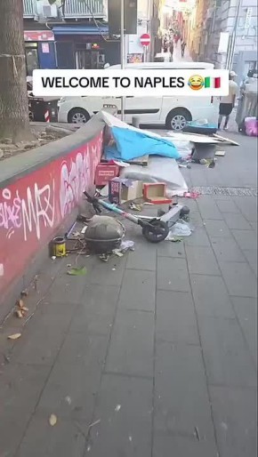 Неаполь — один из древнейших городов Европы, с богатейшей историей, которую он ведет с VIII века до н.э